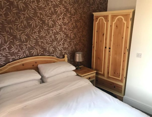 Long stay hotel room Burton upon Trent