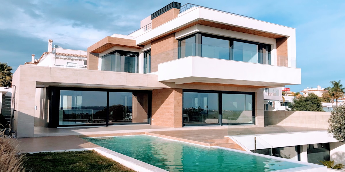 Comparing Hotels in Burton upon Trent: Where to Stay