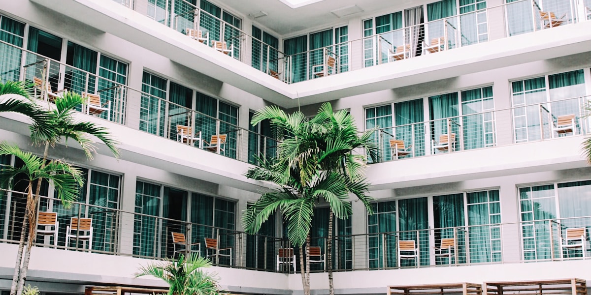 Hotels Near Birmingham Airport from Burton